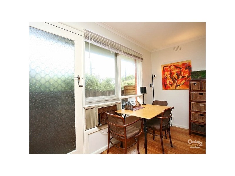 7/64 Warrigal Road, Mentone VIC 3194