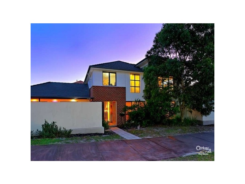 8 Ganton Place, Heatherton VIC 3202