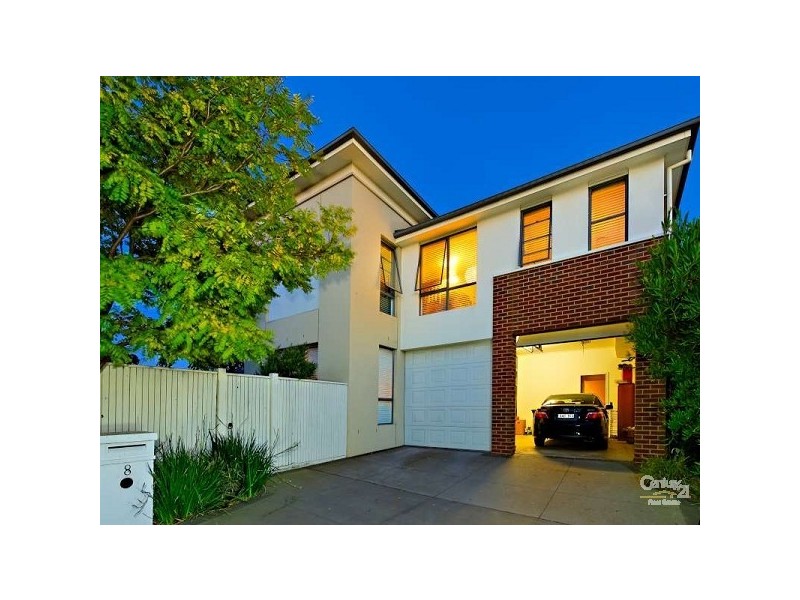 8 Ganton Place, Heatherton VIC 3202