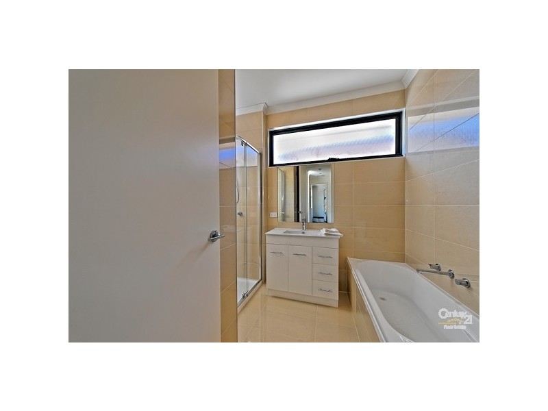 32 Derring Lane, Cheltenham VIC 3192