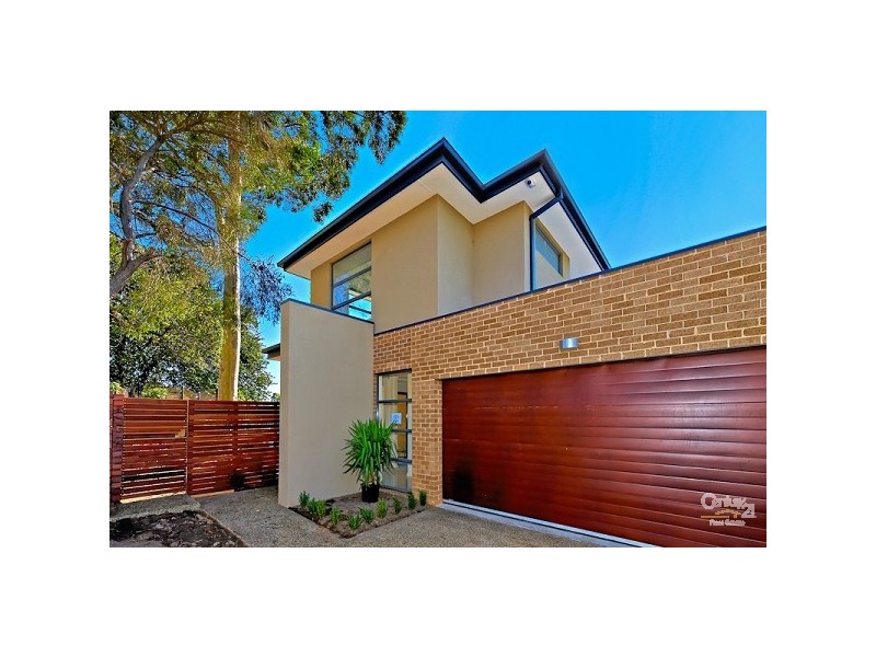 32 Derring Lane, Cheltenham VIC 3192