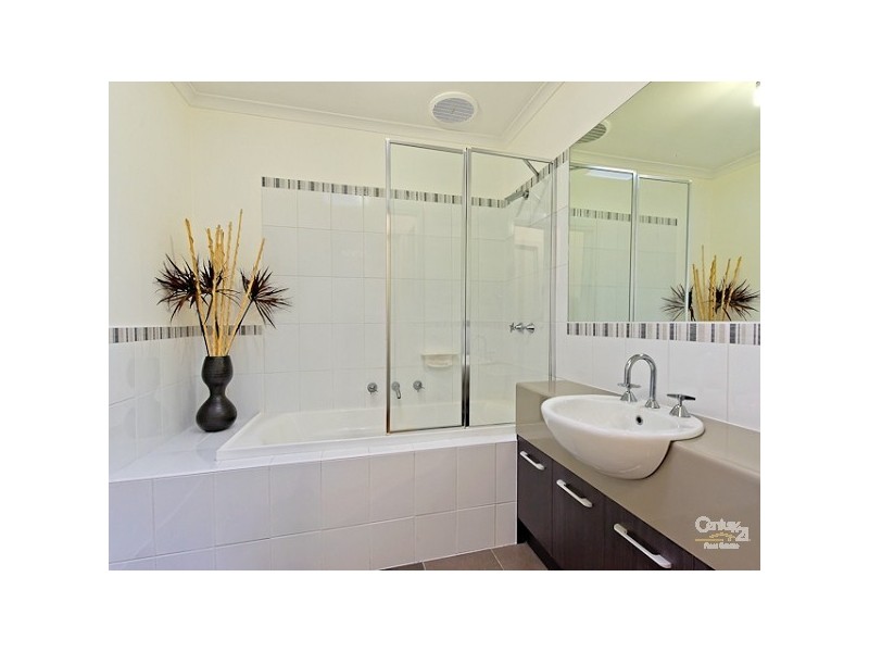 1A Tilley st, Cheltenham VIC 3192