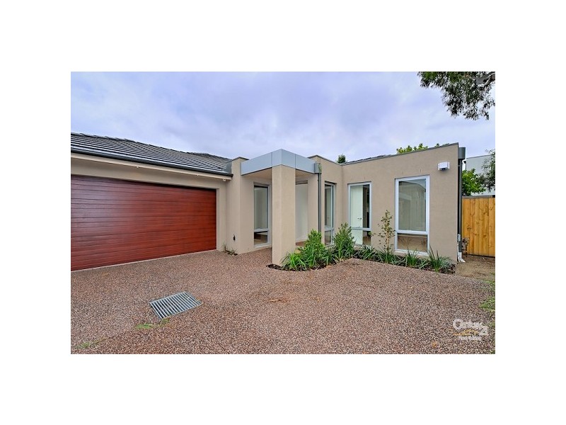 3/6 Russell Court, Mentone VIC 3194