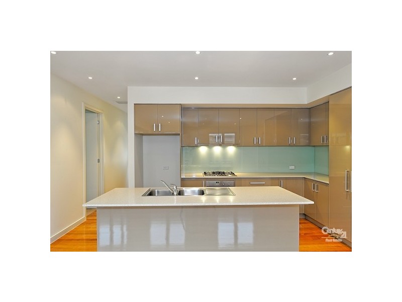 3/6 Russell Court, Mentone VIC 3194