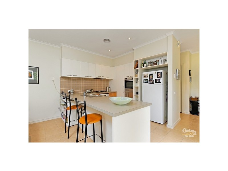 4 St Andrews Drive, Heatherton VIC 3202