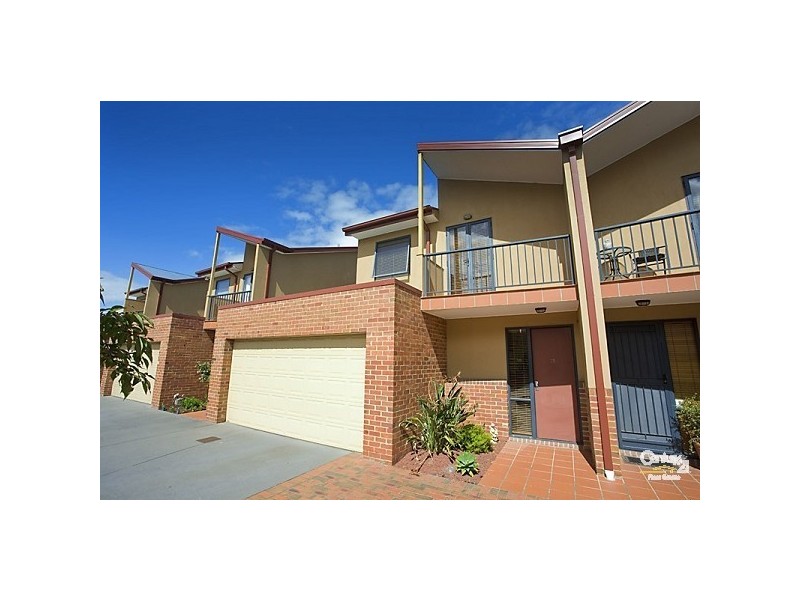 10/11-15 Garfield Street, Cheltenham VIC 3192