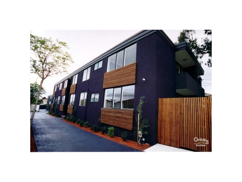 1/3 William Street, Moorabbin VIC 3189