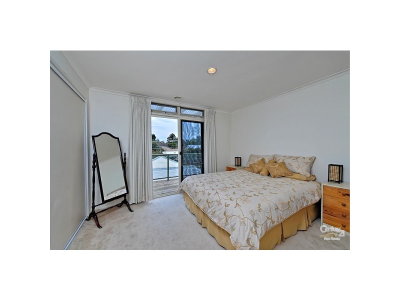 12A Clyve Avenue, Mentone VIC 3194