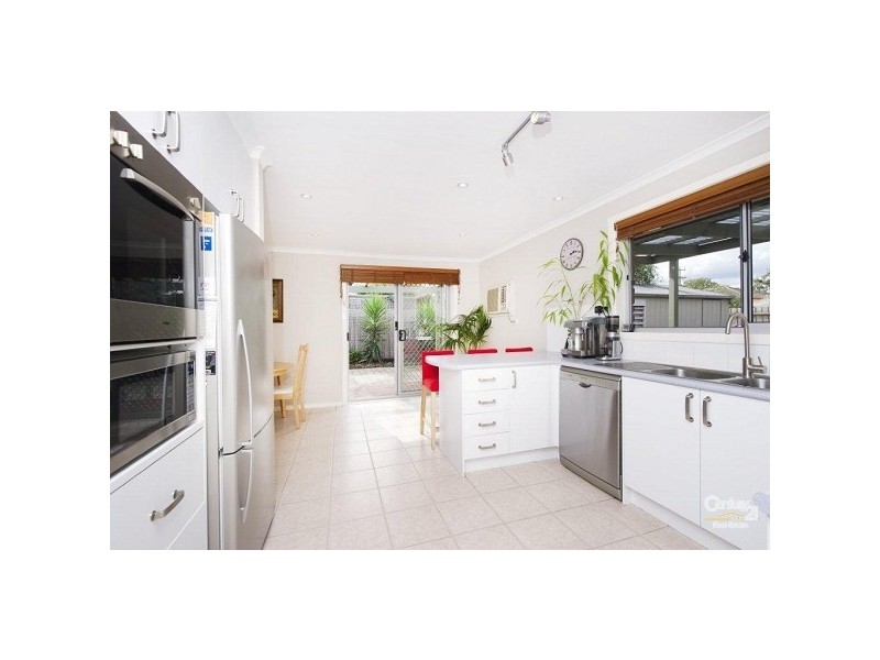 67 Jabiru Drive, Chelsea Heights VIC 3196