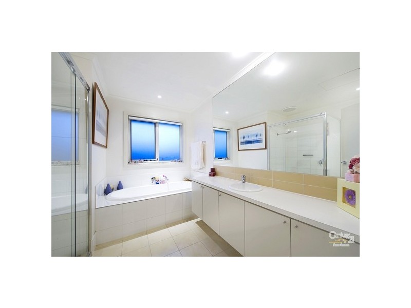 33 St Georges Crescent, Heatherton VIC 3202