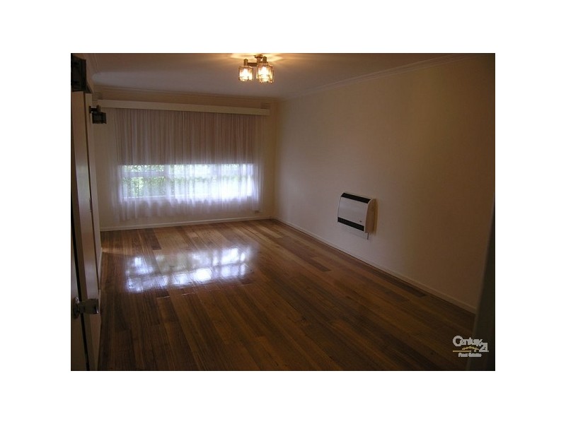 4/10 Baringhup st, Cheltenham VIC 3192