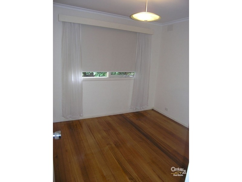 4/10 Baringhup st, Cheltenham VIC 3192