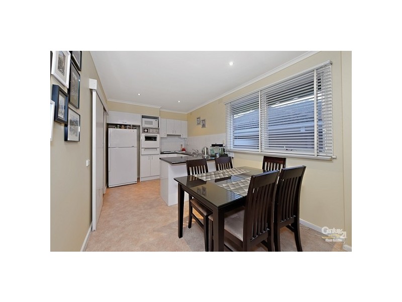2/19 Tulip Grove, Cheltenham VIC 3192