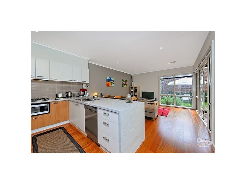 15 Cypress Point Parade, Heatherton VIC 3202