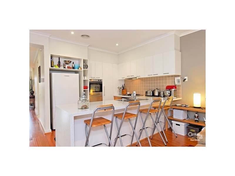 15 Cypress Point Parade, Heatherton VIC 3202