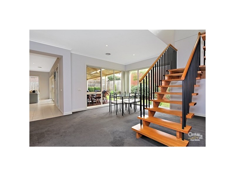 4 Colonial Place, Heatherton VIC 3202