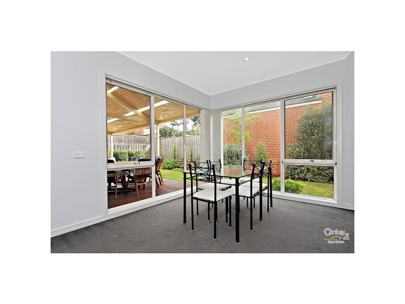 4 Colonial Place, Heatherton VIC 3202