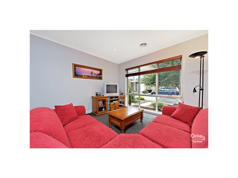 4 Colonial Place, Heatherton VIC 3202