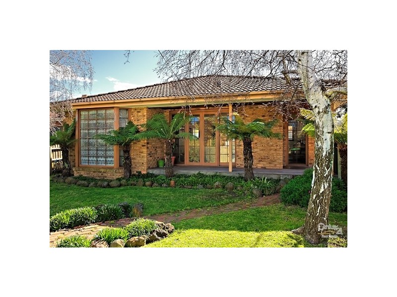 33 Elliott Street, Cheltenham VIC 3192