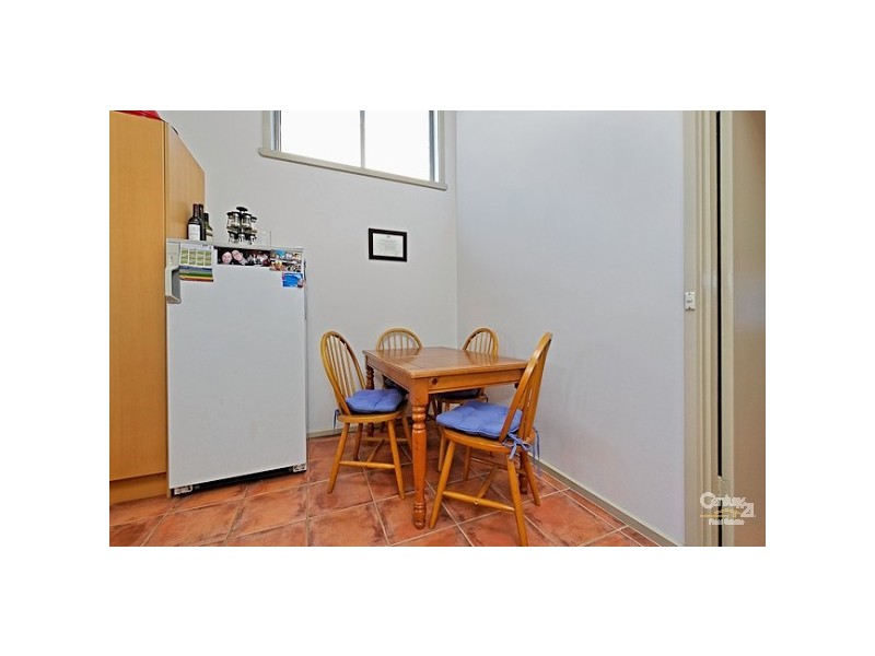 43/310 Warrigal Road, Cheltenham VIC 3192