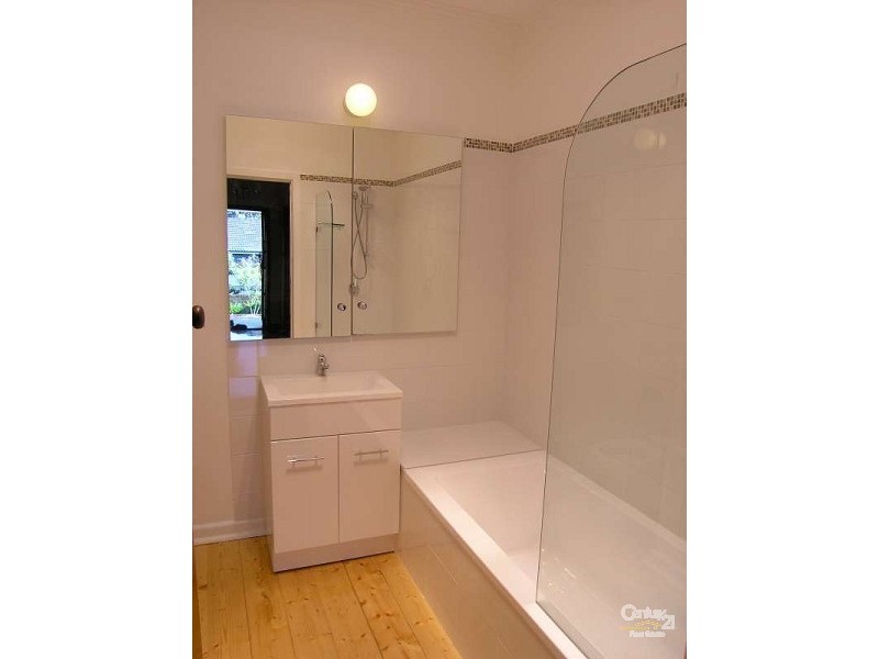 9 Walker Grove, Cheltenham VIC 3192