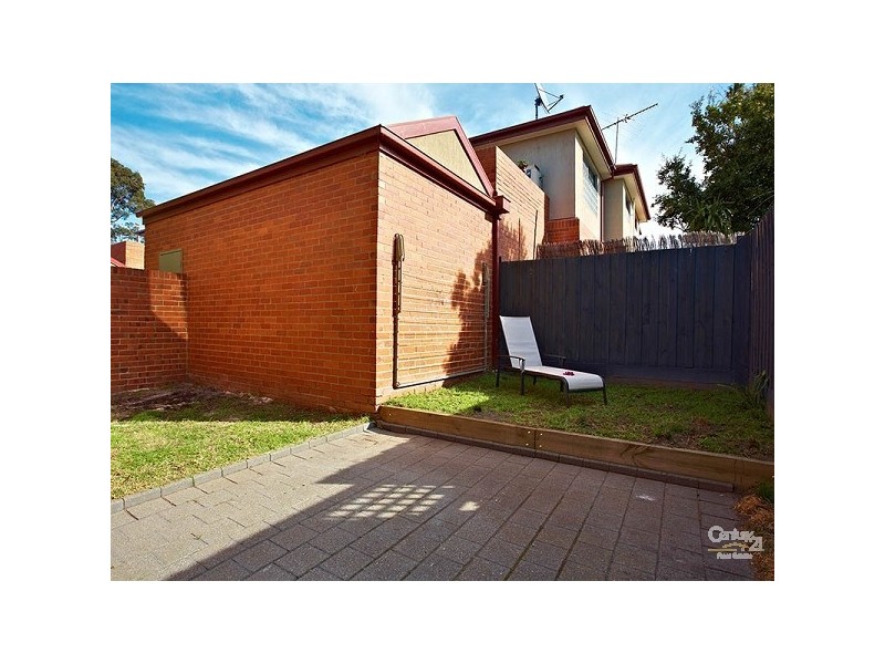 1/5-7 Hall Street, Cheltenham VIC 3192