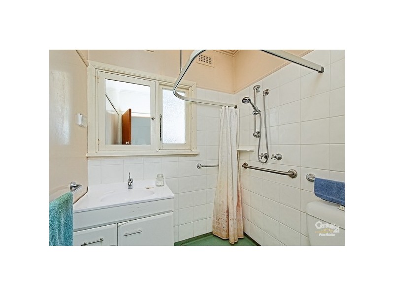 16 Golf View Road, Heatherton VIC 3202