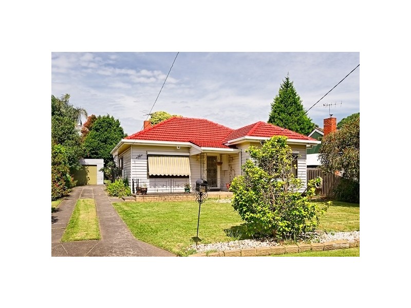 16 Golf View Road, Heatherton VIC 3202