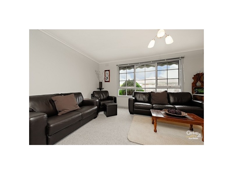 2/10 Hilda Street, Cheltenham VIC 3192