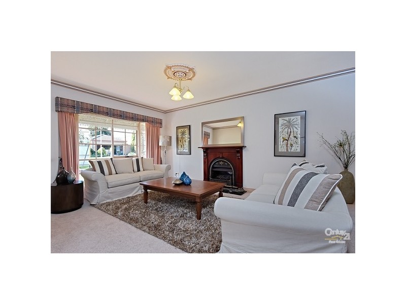 12 Clendon Court, Cheltenham VIC 3192