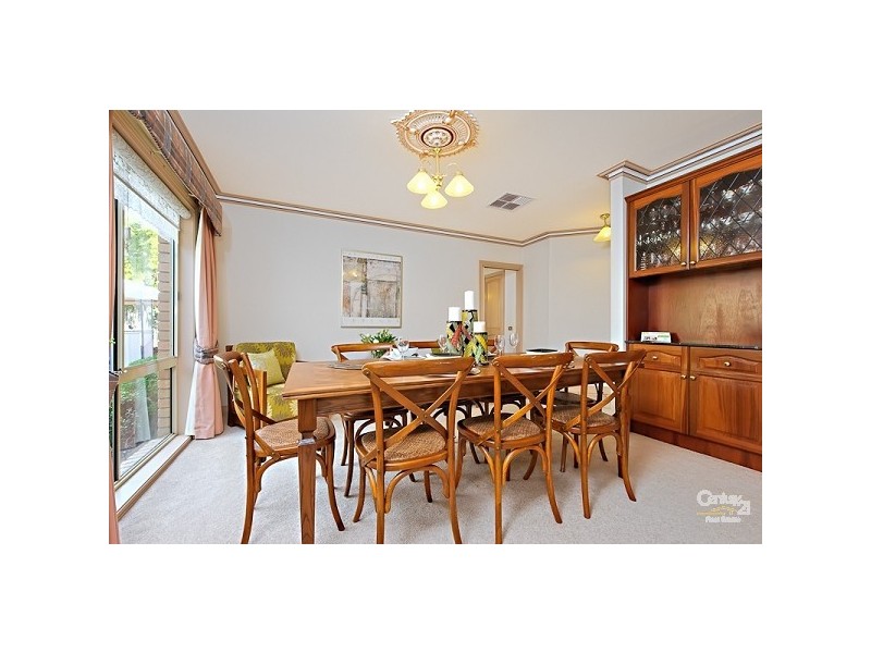 12 Clendon Court, Cheltenham VIC 3192