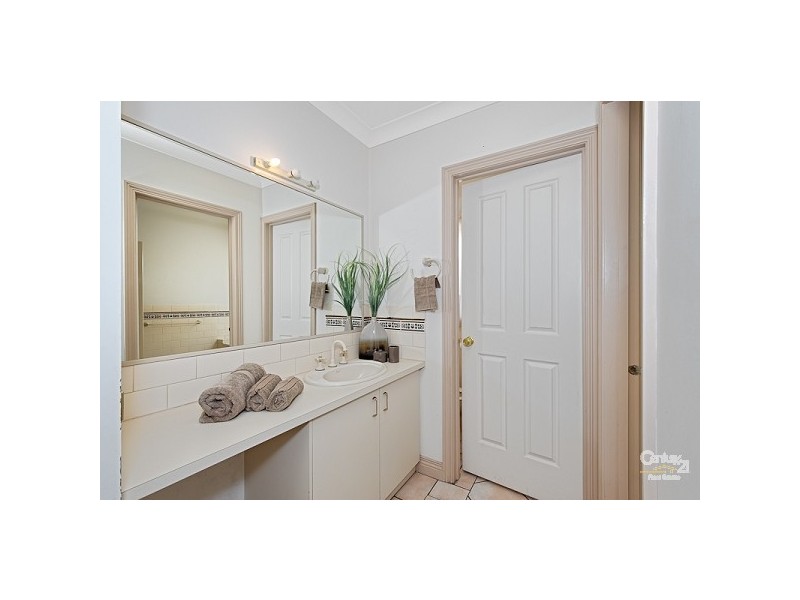 12 Clendon Court, Cheltenham VIC 3192