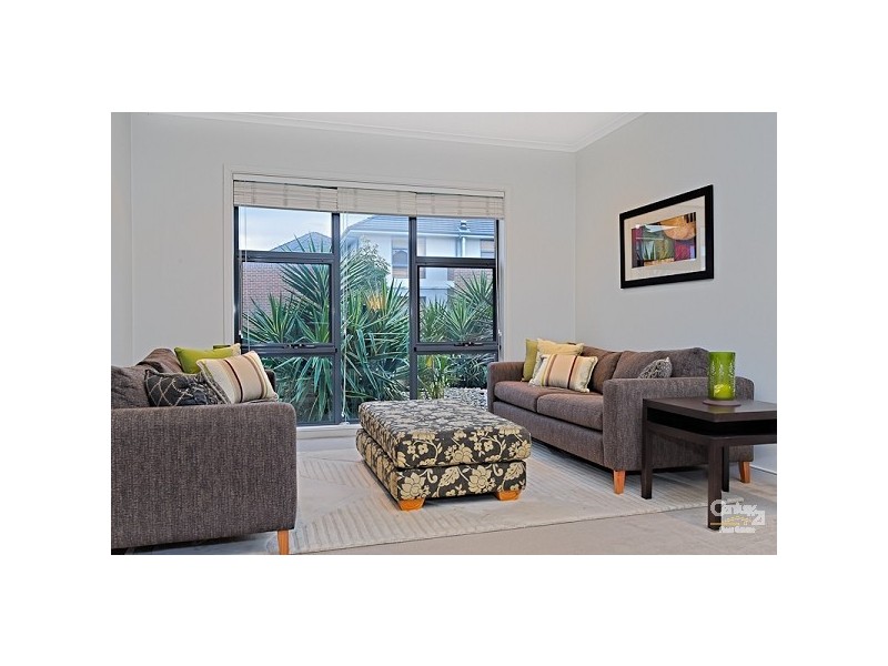 20 Oakmont Crescent, Heatherton VIC 3202