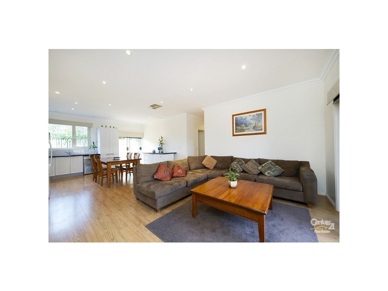2/50 Rosewarne ave, Cheltenham VIC 3192