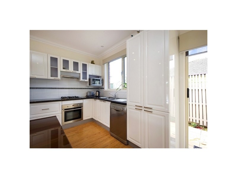 2/50 Rosewarne ave, Cheltenham VIC 3192