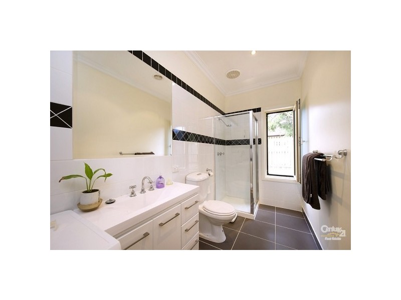 2/50 Rosewarne ave, Cheltenham VIC 3192