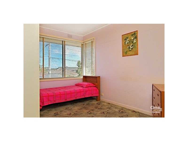 71 Lorna Street, Cheltenham VIC 3192