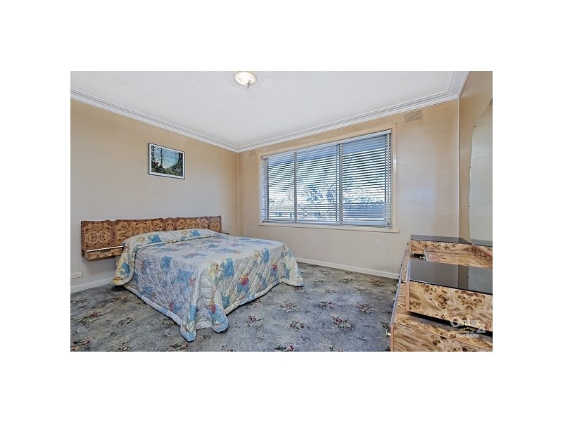 71 Lorna Street, Cheltenham VIC 3192