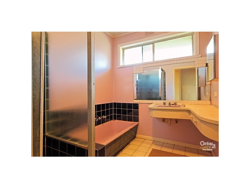 71 Lorna Street, Cheltenham VIC 3192