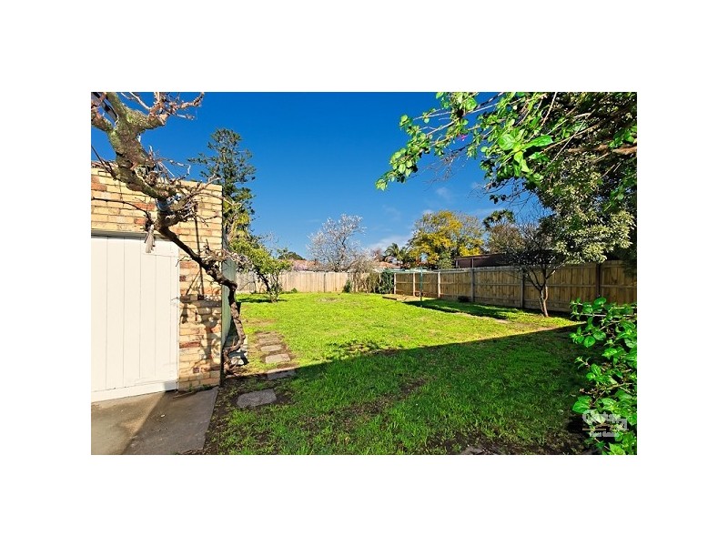 64 Devon Street, Cheltenham VIC 3192
