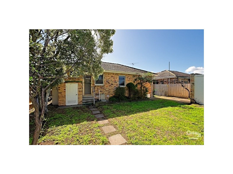 64 Devon Street, Cheltenham VIC 3192