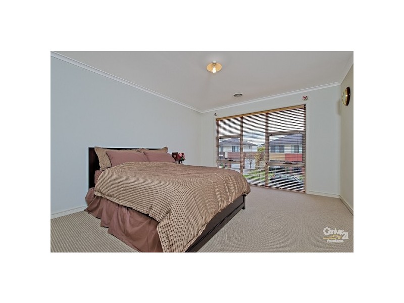 60 St Andrews Drive, Heatherton VIC 3202