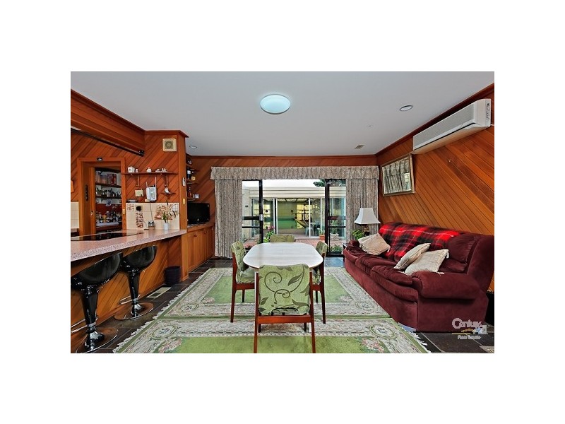 51 Follett Road, Cheltenham VIC 3192