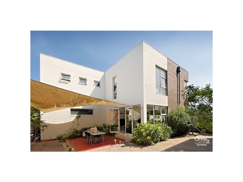 13 Oakmont Crescent, Heatherton VIC 3202