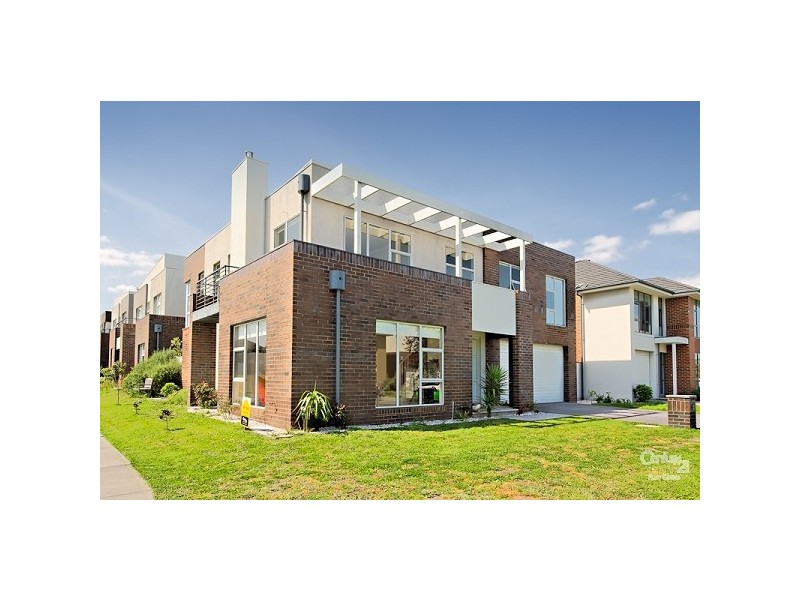 13 Oakmont Crescent, Heatherton VIC 3202