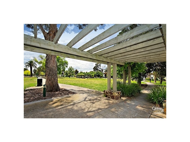 6 Ganton Place, Heatherton VIC 3202