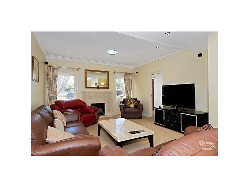 12 Fourth Street, Parkdale VIC 3195