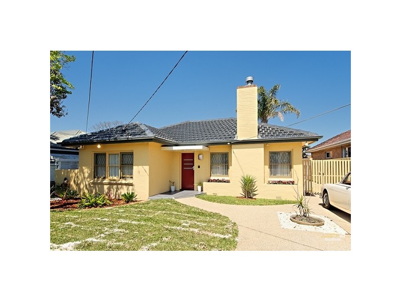 12 Fourth Street, Parkdale VIC 3195