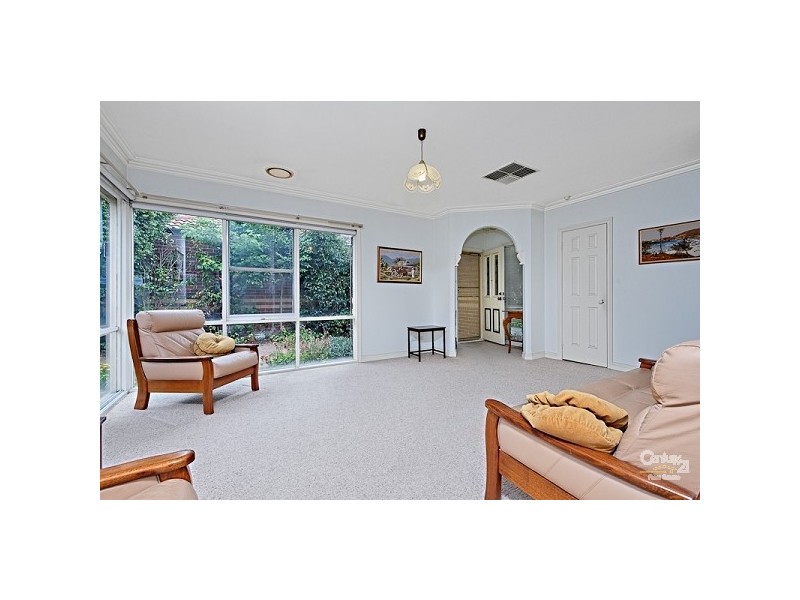 2/142 Weatherall Road, Cheltenham VIC 3192