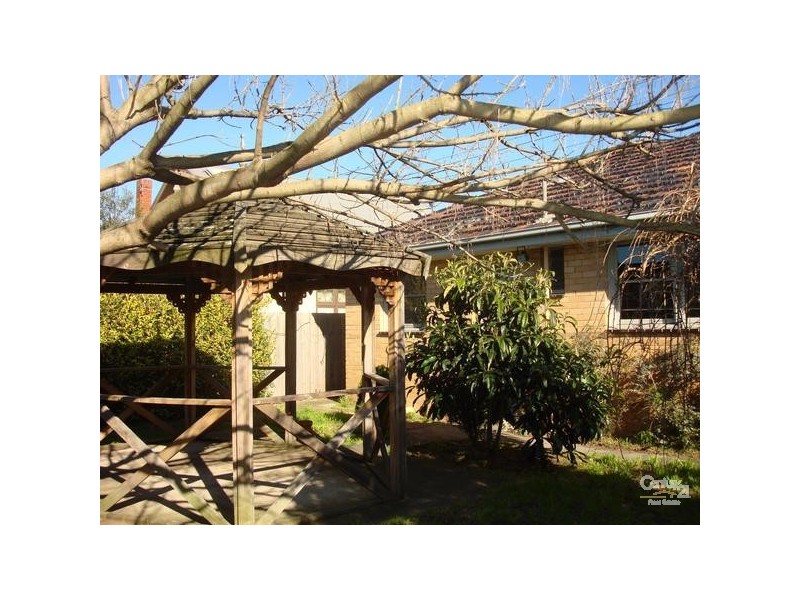 324 Warrigal rd, Cheltenham VIC 3192